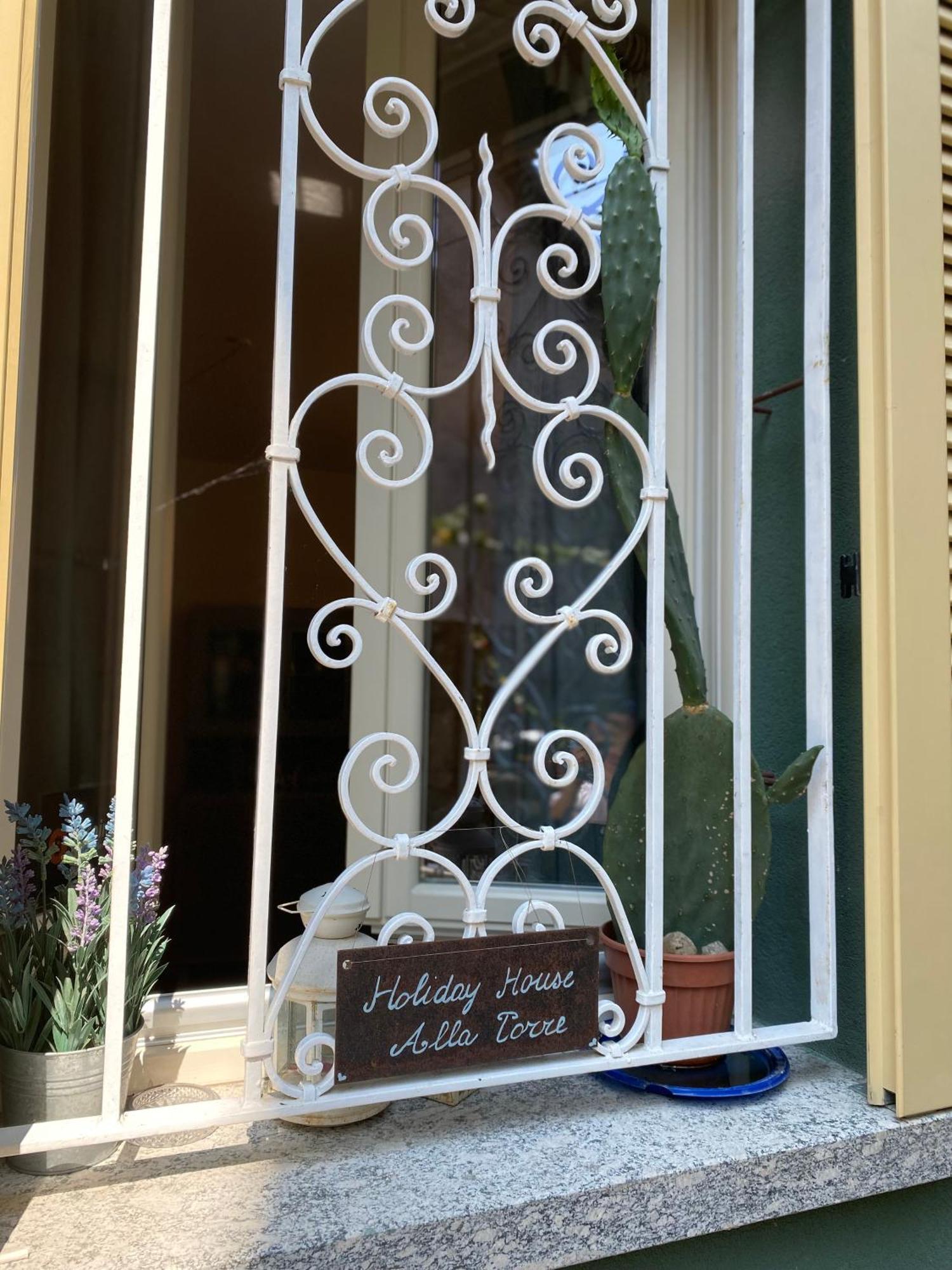 Holiday House Alla Torre Mandello del Lario Exterior foto