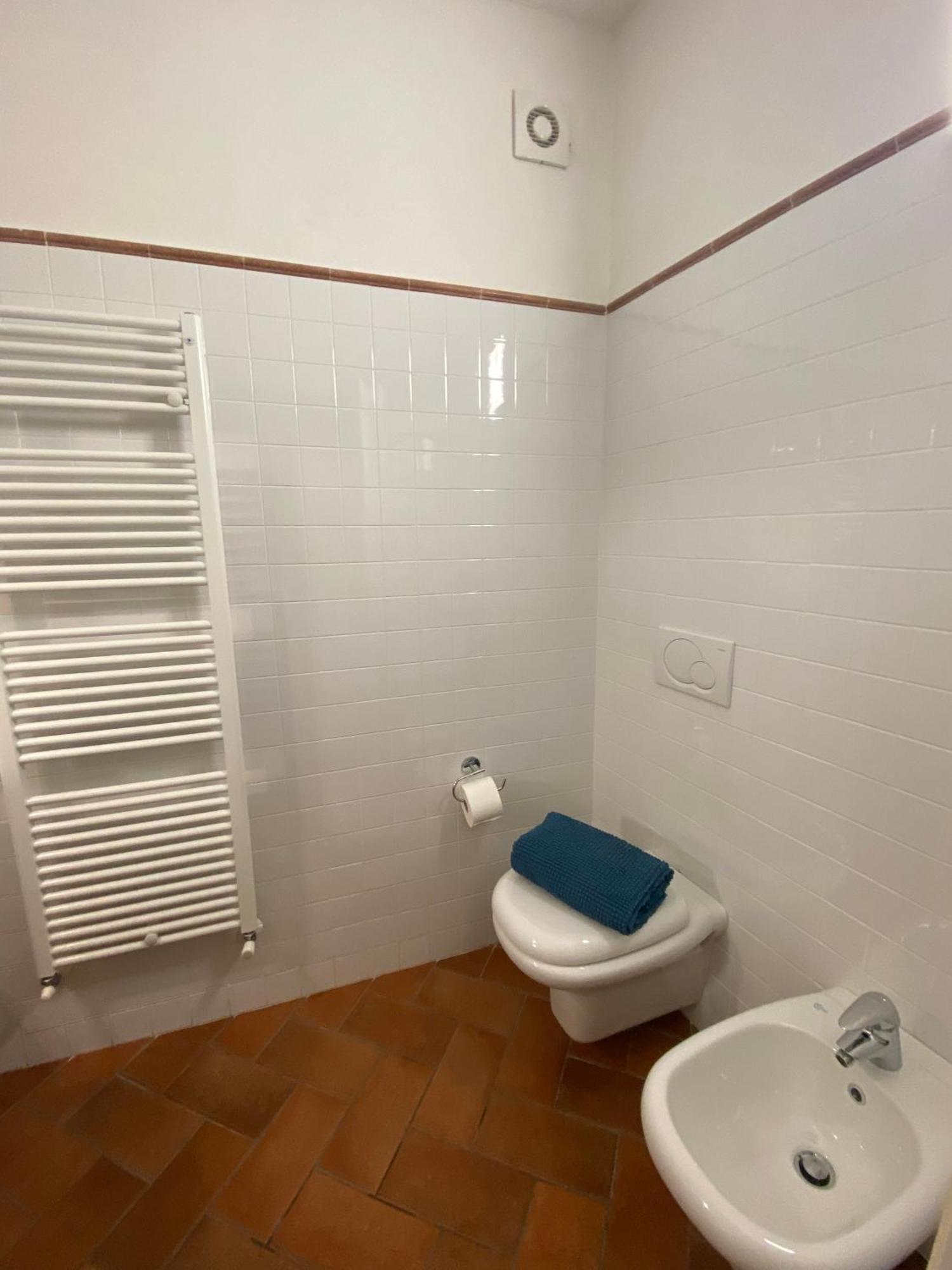 Holiday House Alla Torre Mandello del Lario Exterior foto